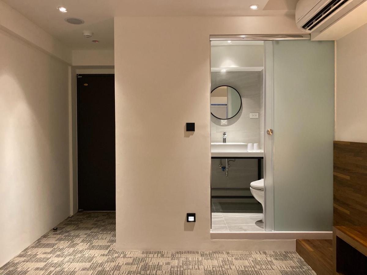 Deluxe Double Room with Shower